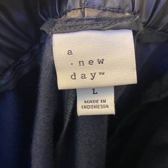 NWT A New Day Faux Leather Skirt - Picture 9 of 12